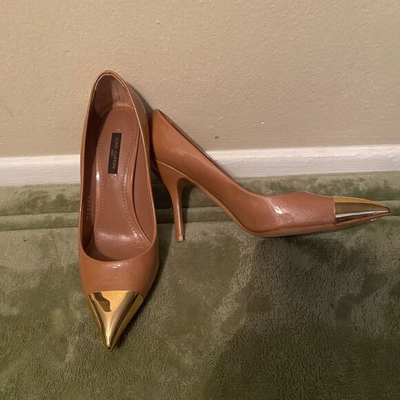 Louis Vuitton Nude Monogram Patent
Leather Allamanda Vernis Cap Toe - Picture 5 of 5